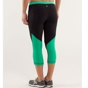 Lululemon leggings size 6